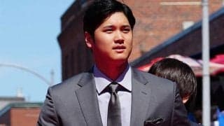 大谷翔平、真美子夫人と球団イベント参加　左手薬指に指輪…夫婦そろって“黒コーデ”