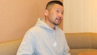 左利きなのに「右に矯正」…厳格な父の教え　運命を変えたグラブ、野球人生の“始まり”