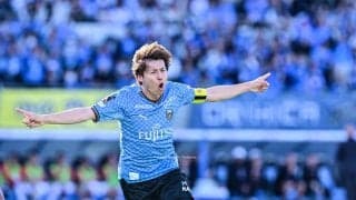 【6月の日本代表を狙う“MF予備軍”伊藤敦樹＆脇坂泰斗の現在地 (2)】「考えすぎて自分のプレーを見失わないようにすることで一皮むけられる」と信じ、川崎・脇坂が導いた6戦ぶり白星