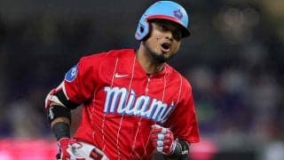 パ軍、アラエスの獲得を正式発表　ド軍のライバル球団に…2年連続首位打者が電撃加入