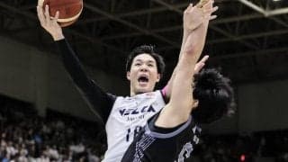 長崎が2度の延長戦にもつれた死闘を制す…京都のマシュー・ライトが脅威のブザービーター