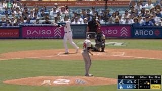 息できてるか…？ 大谷翔平、特大アーチを打った瞬間に“異変”が起きた…！？ 相手投手の“動き”がヤバすぎると話題に「秒で確信」「この打球ならしょうがない」