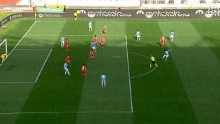 「クレイジーだ」ヴィニシウスの“天才ラボーナ・クロス”が世界中で大バズり！「彼がいればサッカーのエンタメ性は死なない」「何それw」「手が付けられない」など話題沸騰