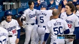 おっけい！！フリーマンとの“2者連続アベック弾”に大谷翔平、大ハッスル　MVPコンビ“笑顔のハイタッチ”シーンが大反響