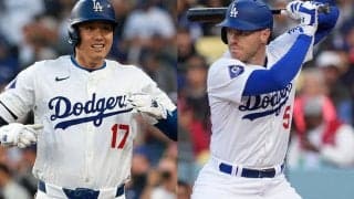 “ひょっこり”大谷翔平の「笑顔かわいい」　同僚とイチャイチャに日米興奮「キュート」