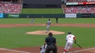 これはトラウマレベル！ ヌートバーの弾丸ライナー“強烈ピッチャー返し”がヤバすぎる　おい、大丈夫かよ… 相手投手に直撃する瞬間「スゴい音したな」「怖すぎる」