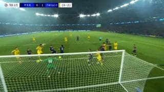 「完璧だ」「グッとくる」ドルトムントDF、絶妙なバックステップ→豪快ヘディングを叩き込んだ瞬間！ 11年前のCL決勝を知るフンメルスの一撃でパリSGを撃破