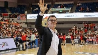 大阪エヴェッサがフィッシャーHCの退任を発表…2シーズンで52勝68敗