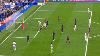 「これゴールだわ！」無情のオフサイド判定がVARで一転、逆転ゴールに変わった瞬間！後半終了間際、怒涛の連続得点でレアルマドリードがCL決勝進出を決めた奇跡の3分間