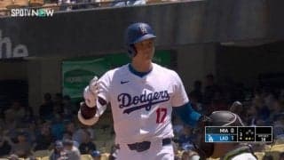 大谷翔平、相性イマイチの球審にも欠かさない挨拶 “際どい”判定にもグッと我慢のほっこりシーン