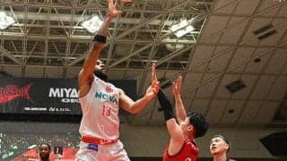 第4Qで23－11と波に乗る…広島が三遠に先勝、エバンスはゲームハイ22得点の活躍