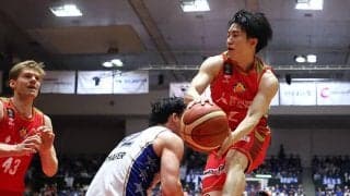 長距離砲でペースつかんだ名古屋Dが三河撃破…司令塔の齋藤拓実が6本の3P射抜く