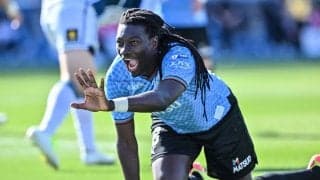 「エグいｗ」「異次元で笑うわ」川崎の元フランス代表FWゴミスの圧巻“鬼フィジカル”来日初ゴールに反響！「レイカーズに居たシャックの点の取り方w」との声