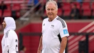 「これがサッカー」来日中のジーコ氏、3点差追いつかれての東京V戦のドローを振り返る「鹿島は絶好のチャンスを逃してしまった」