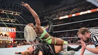 95キロの“わがままボディ”が宙に浮いた！　筋肉女子レスラーの衝撃KOシーンに「まじかよｗ」「上がったか」ファン驚愕