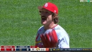 批判殺到！元巨人・マイコラスが“疑惑の判定”にブチギレ！ マウンド上で見せたリアクションが怖すぎる　ファン騒然「そりゃ怒るだろw」「誤審だろ！？」