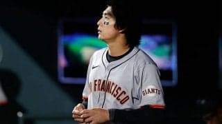 176億円韓国人スターがIL入り　左肩を脱臼…フェンスに激突し悶絶、ド軍戦出場できず