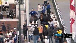 大谷翔平、あとわずかでスプラッシュならずも…立ち見客がHRボール“捕ったどーー！！”　歓喜の瞬間に「観客の反応がまるでホーム」