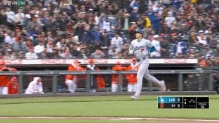 響き渡る圧巻の“異様ムード”…大谷翔平、特大12号HRで敵地異例の大ブーイング　マック鈴木氏「スーパースターが受けるブーイングです」