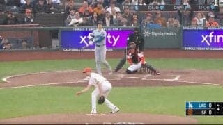 息してる…？ 大谷翔平、特大アーチを打った瞬間に“異変”が起きた…！？ 相手投手の“動き”がヤバすぎると話題に 「動かないw」「可哀想すぎるな」