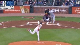 衝撃の魔球！一体、何が起きた…！？ カブス・鈴木誠也が内角をエグられた　最強左腕のエグい角度で曲がる“極悪スライダー”がヤバすぎる「怖っ！」「打てるわけない…」