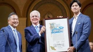 5月17日が「大谷翔平の日」に　LAが制定…グレースーツで市庁舎訪問、球団発表