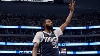 マブスの先発陣の一角として攻防両面で貴重な働きを見せるデリック・ジョーンズJr.