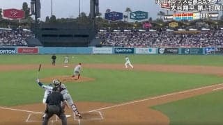 おい！走ったぞ！大丈夫かよ…！？ 大谷翔平、いくらなんでもヤバすぎる　ボールを当てられたのに全力スタート→盗塁を決める瞬間「体強すぎだろw」「盗塁王目指して」