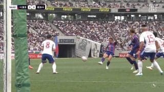 「常に吠えている」37歳・長友佑都、ホーム味スタで5118日ぶりのゴラッソ！松木玖生の落としに走りこんで右足一閃、豪快ミドルで同点弾を決めた瞬間