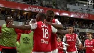 「ゴラッソきたぞ！」伊東純也の“実質アシスト級”クロス→アウト回転の超絶ドライブシュート弾が話題沸騰「すごいの決めたな」「ボールが秀逸だった」