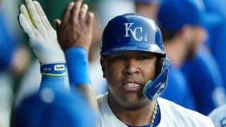 大谷翔平を破った“2冠王”が復活「.341」　リーグ1位に浮上…34歳になった最強捕手