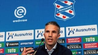 いざ初の監督業へ…ファン・ペルシ氏が所信表明「選手と共に勇気を持って前進する」