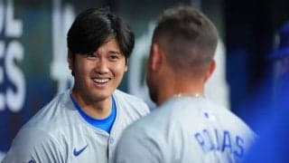 大谷翔平の“キョトン顔”が「オモロ過ぎる」　試合中に突然…ドッキリ成功に同僚爆笑
