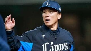 西武、恒例の夏限定ユニは「カッコよすぎ」　斬新デザインでファン「連勝するの見たい」