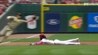 事故レベル！ えっ？飛んだ？ もはや人間じゃない… “MLBの超人”の異常スピードがヤバすぎる　超高速ヘッスラを決める瞬間「100盗塁狙える」「完全にワープ」