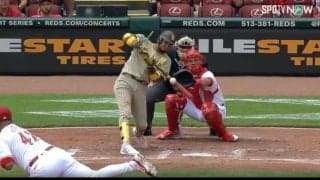 大谷翔平が大ピンチ！なんで、こんな打てるんだ…！？ イチローが認めた安打製造機の“内角変態打ち”がヤバすぎる　ファン騒然「4割到達しそう」「イチローかな」