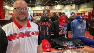 敵地なのに大谷翔平グッズ販売「異例でクール」　売れ行き好調…責任者が明かす舞台裏