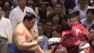 令和の“怪物”大の里、史上最速Vで夏場所制覇！ 横綱・輪島の15場所を圧巻の強さで大きく塗り替える