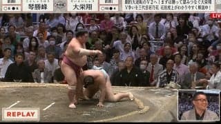 「外国人女性ファンのリアクションが…」大相撲の熱戦が生んだ一コマにファン注目「お口あんぐり」の瞬間