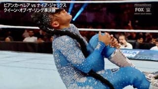 女子レスラーの足が“完全破壊”される狂気の瞬間　「ヒザがちぎれる」執拗な拷問技にファン戦慄