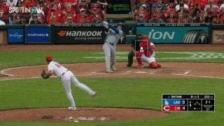 本当にケガしてる？大谷翔平、打球速度183キロのロケット打球が一塁手を強襲する戦慄シーン「選手吹き飛んでるやん」