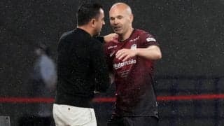 イニエスタがバルサを離れる元相棒・チャビ監督へメッセージ「よくやった、友よ」
