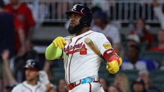 苦しむ大谷翔平と3本差に…オズナがリーグトップ独走16号　6戦ぶりの豪快弾に本拠地熱狂