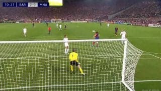 「史上最高のヘディングだ」若きメッシが“小さな巨人”になった瞬間！ 天才的コントロールショットでCL優勝を掴んだ歴史的シーンが再脚光「衝撃を与えた」「マジックショー」