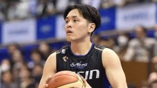 三河が久保田義章との契約継続を発表…移籍2年目へ「最終目標の優勝まであと6つ」