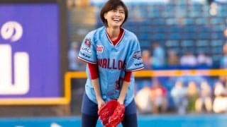 奇跡の48歳　美人女優の神宮降臨に止まぬ反響「ずっと見ていられる」「時が止まった」