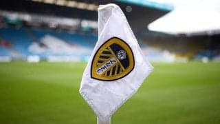 『レッドブル』が1年でのプレミア復帰逃したリーズの少数株主に…来季は胸スポンサーに