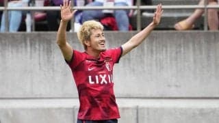 鹿島×横浜FM戦　敗れた横浜FMキューウェル監督が激怒した2つの判定【サッカー｢レフェリー問題｣の元凶】(1)