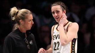 WNBAの超新星クラークに嫉妬？リーグの先輩が挑発「3ポイント以外に何がある？」