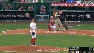 衝撃の飛距離！「大谷翔平がよく打ってた」岩山直撃弾がヤバすぎる　“球界の暴れん坊”パドレス主砲・マチャドの打った瞬間ホームランと分かる“高弾道豪快弾”